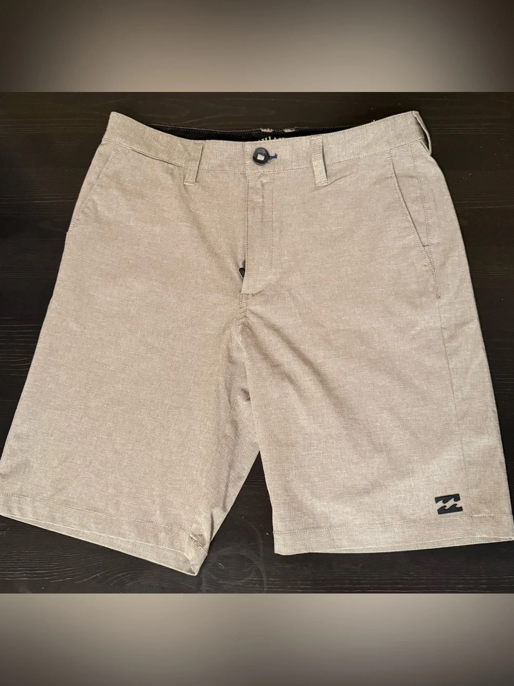 Billabong Youth Submersible 19” Hybrid Shorts, 29” Waist (Boy’s 14-15)